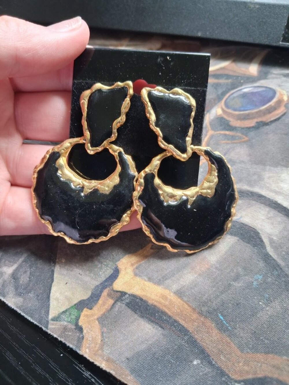 Retro style dangle earrings